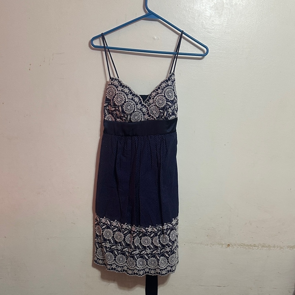 Elegant Navy and White Lace Mini Dress
